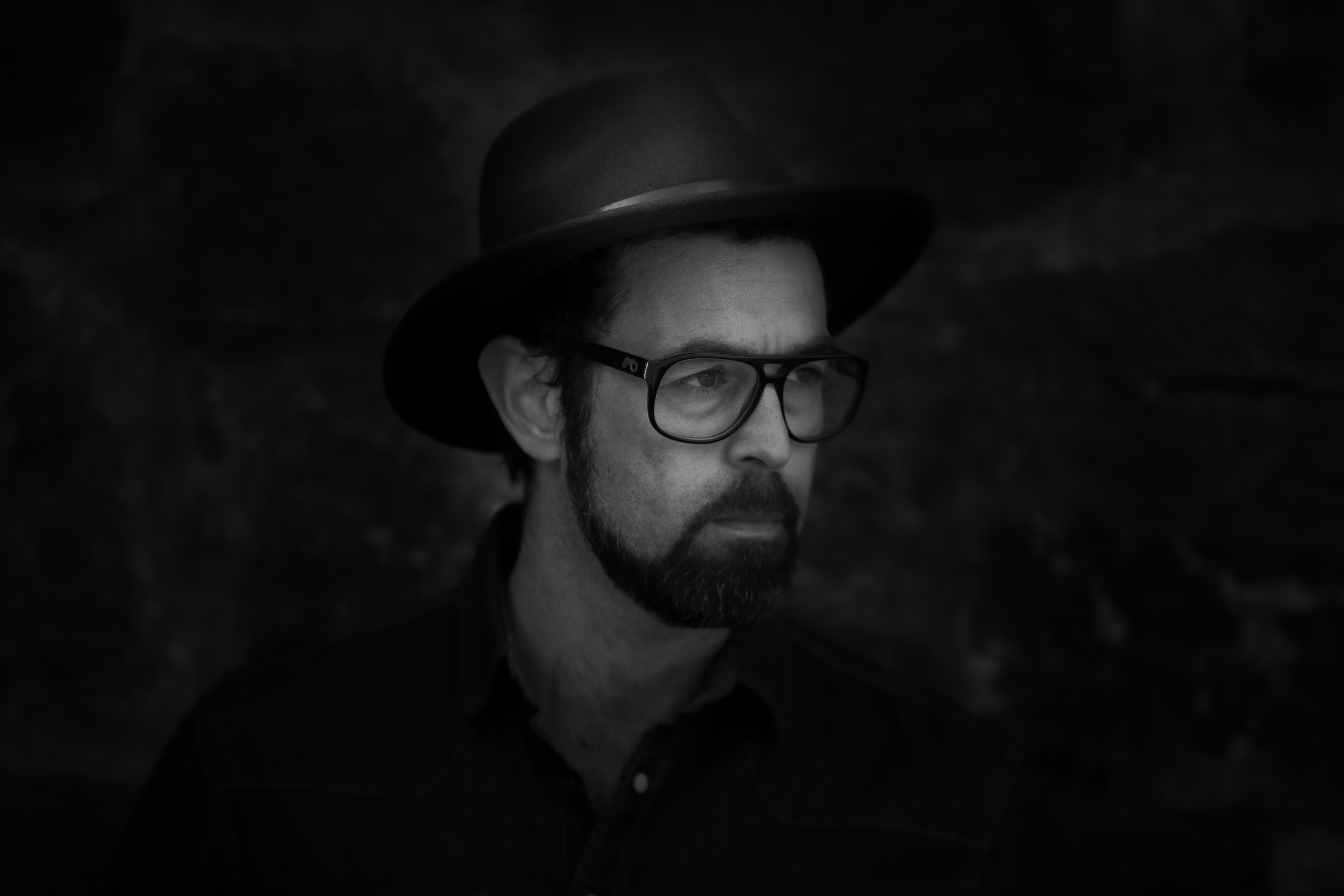 artist profile images